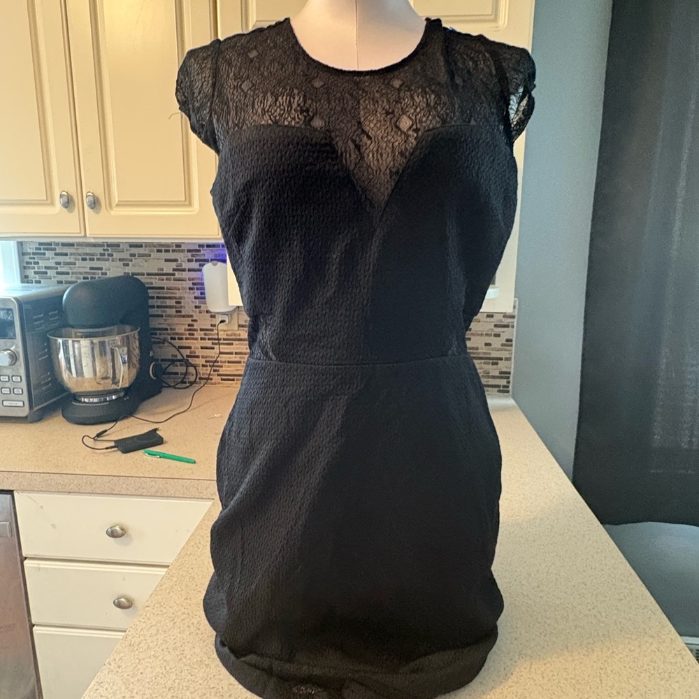 Guess Black Sheath Mini Dress Sleeveless Crew Neck